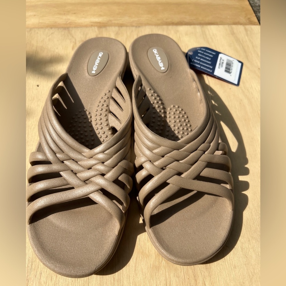 Okabashi Women’s Sandals Cross Strap Toffee ML 8-9 NWT